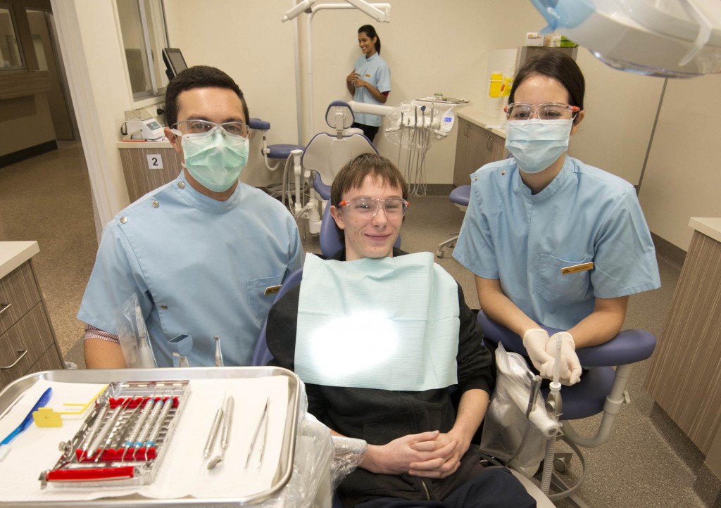 GU Warwick Dental Clinic opens to public Griffith News