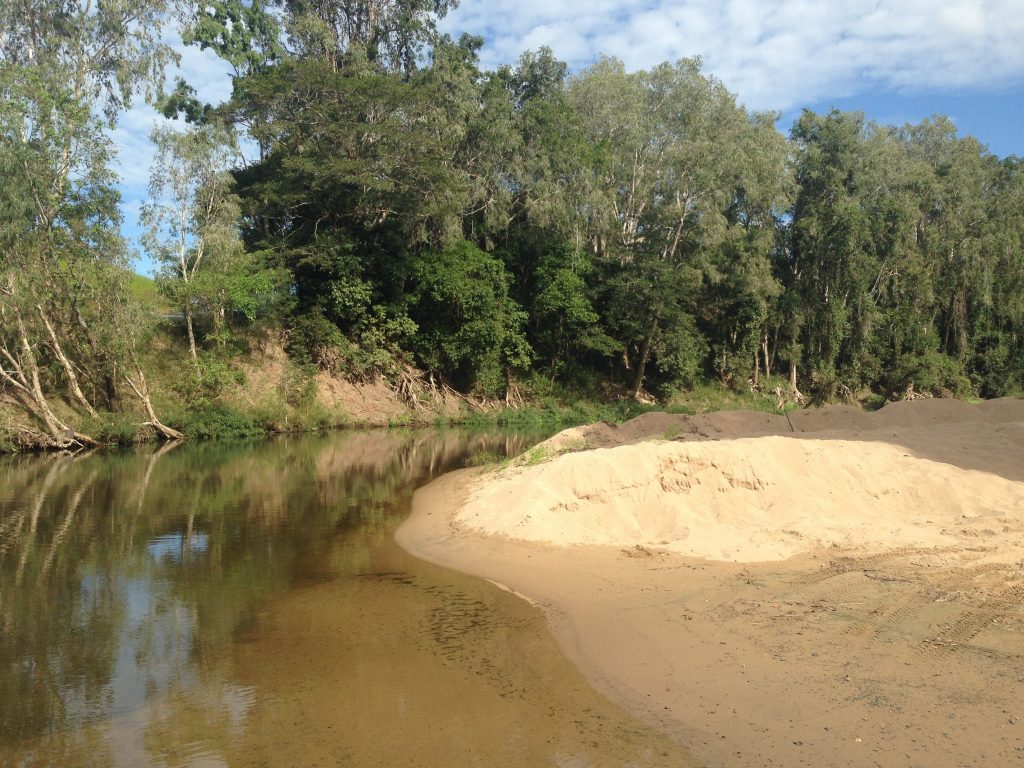 Griffith researchers help Sandy Creek farmers improve water quality