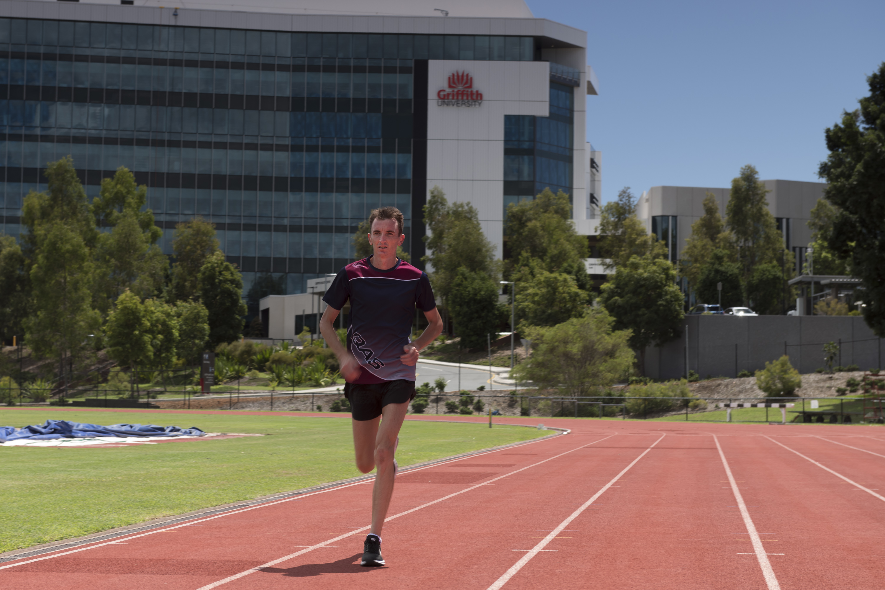 Business graduate goes for gold in the Gold Coast 2018 Commonwealth Game Marathon, presented by Griffith University, on Sunday morning.