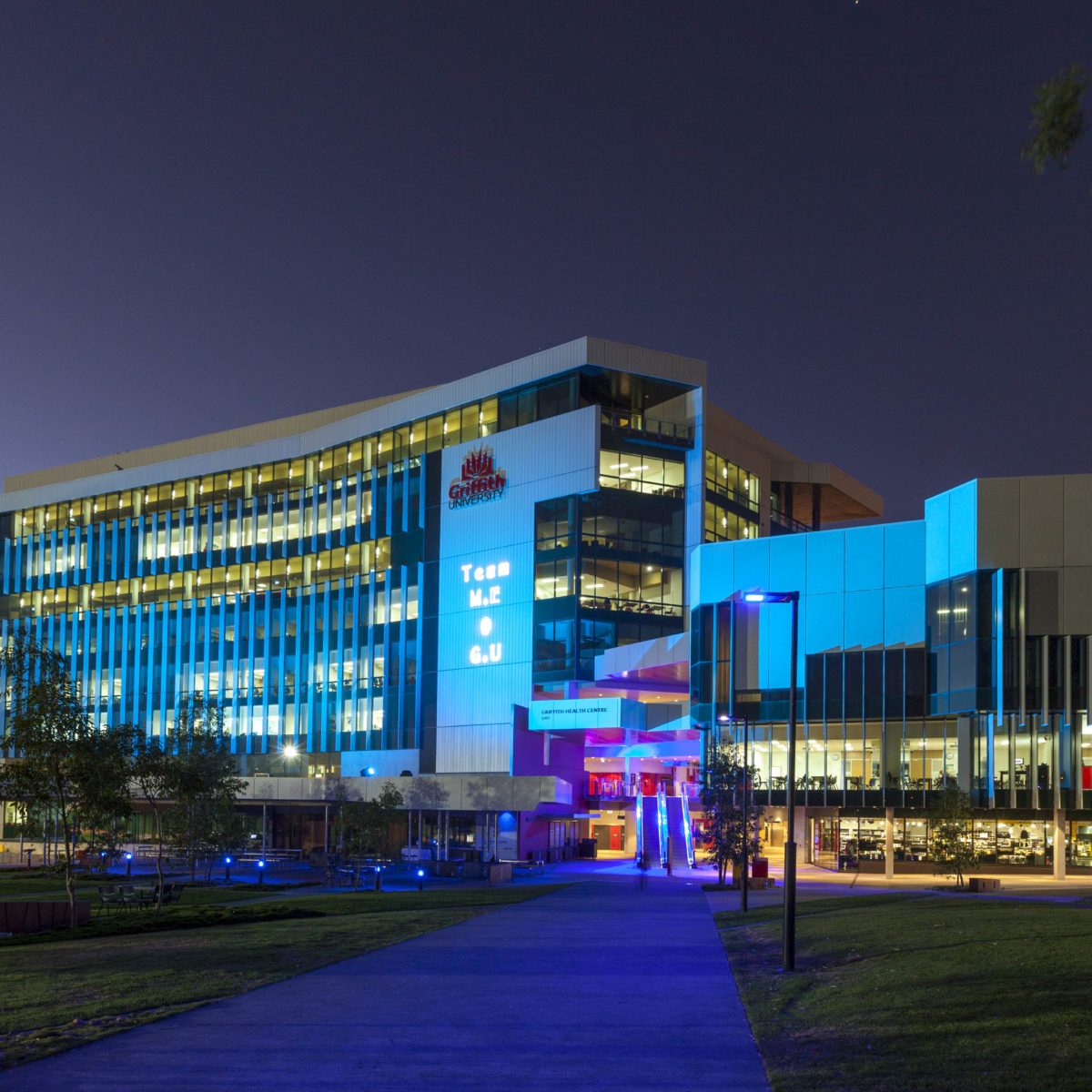 Griffith Bridge and Ian O’Connor Building light up for ME/CFS Awareness ...