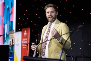 Simon Griffiths speaking at the Griffith Business School Better Business Dinner 2022