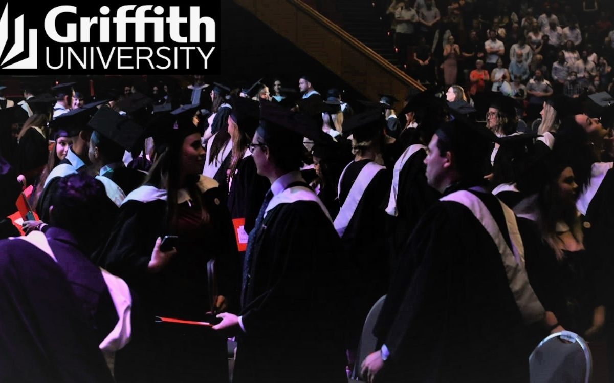 Griffith university graduation clearance gown