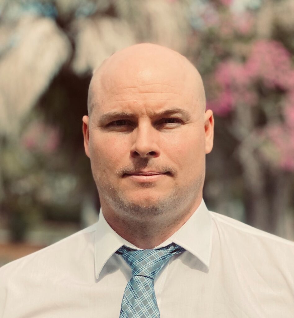 Dr Luke Balcombe